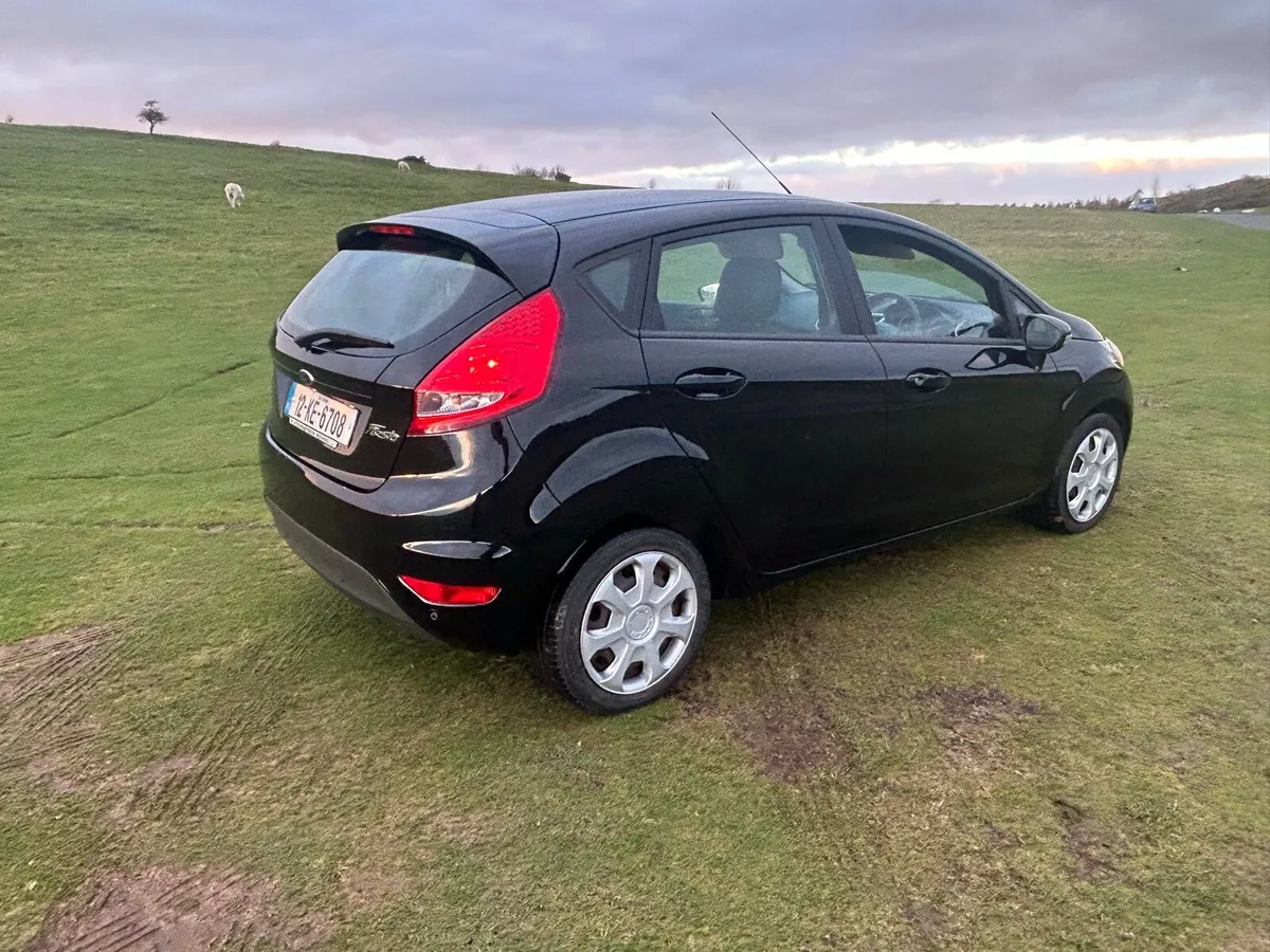 Ford fiesta - Image 3