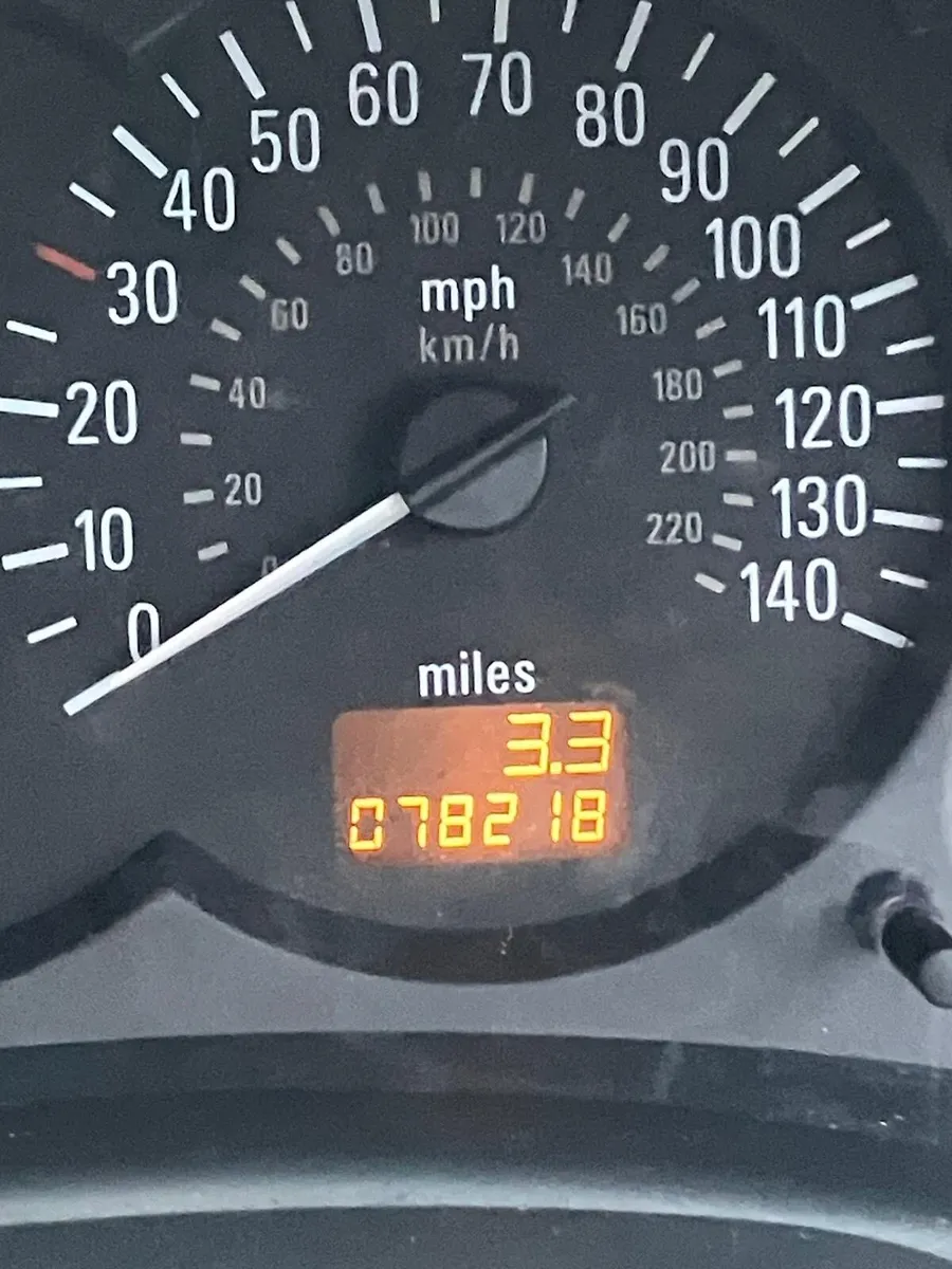 Opel Corsa Comfort 2002 - Image 3