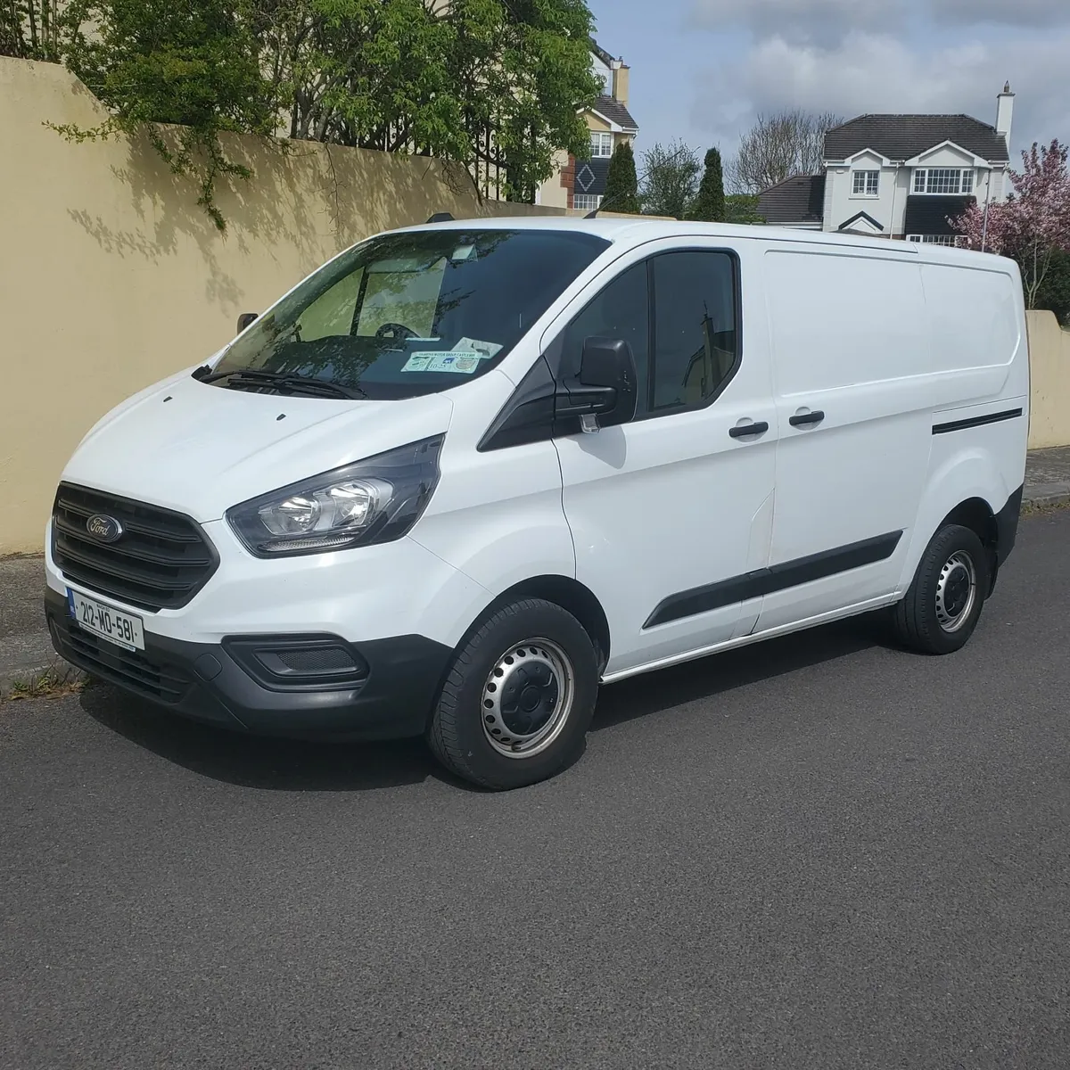 Ford Transit 2021 - Image 1