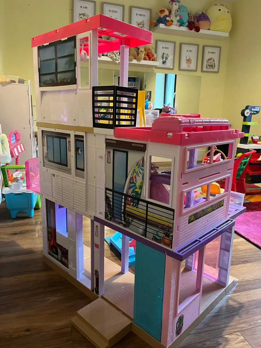 Barbie dreamhouse - Image 2