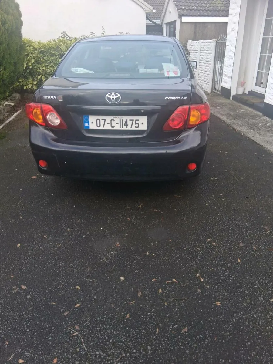 Toyota corolla - Image 1