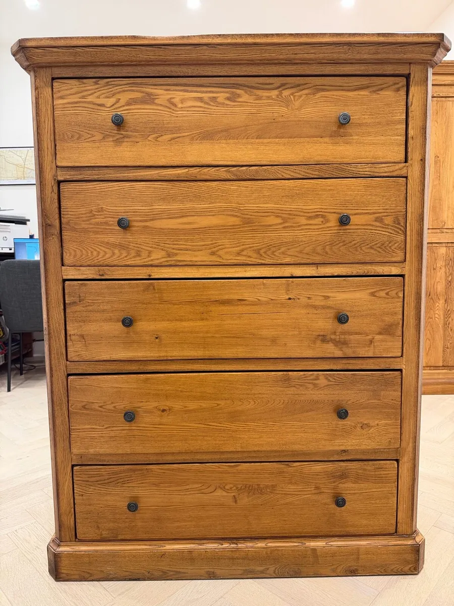Solid Oak Chest of Drawers - Image 1