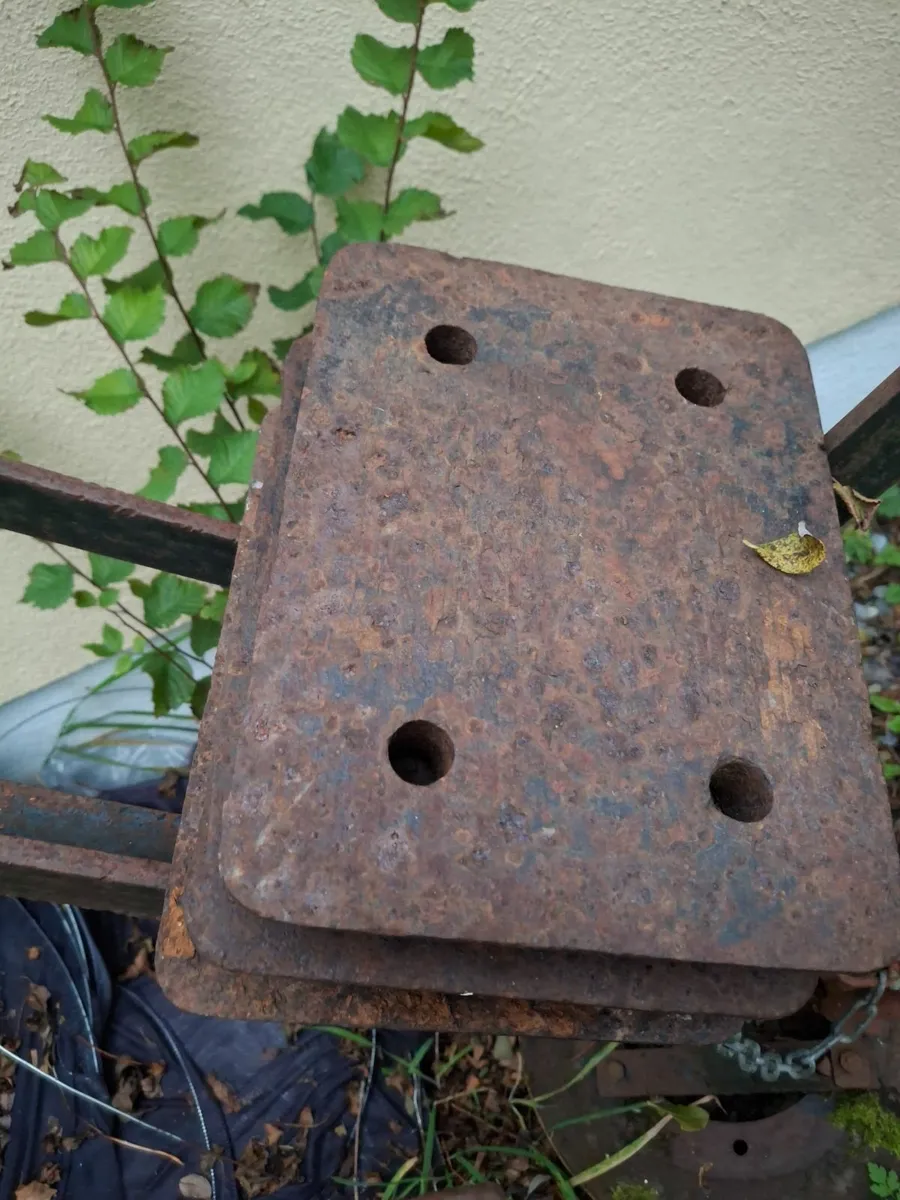 SALE! HEAVY DUTY STEEL JOB LOT - Image 2