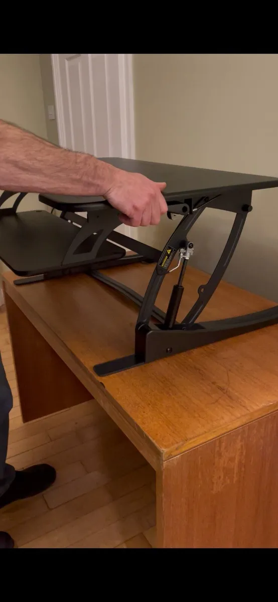 Sit to stand workstation - Image 2
