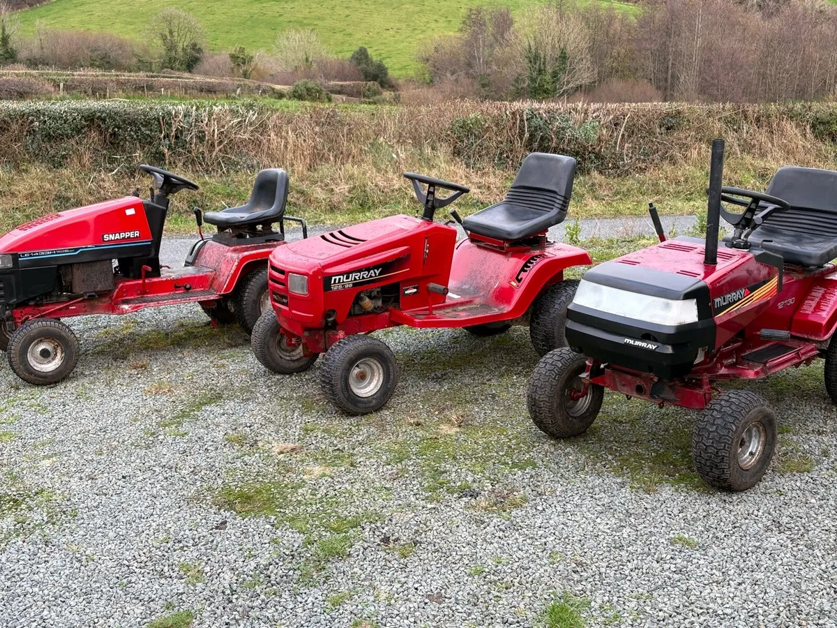 Small tractors - Image 1