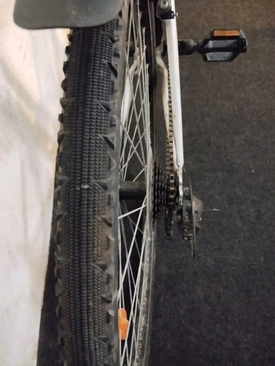 Men's hybrid bike - Image 3