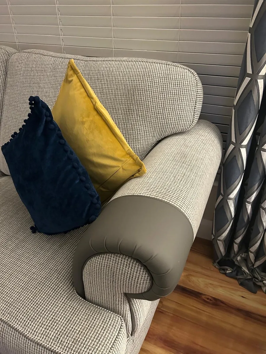 3 Seater sofa - Image 2