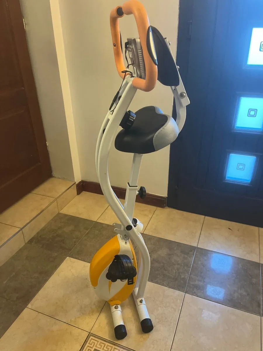 Exercise bike - Image 1