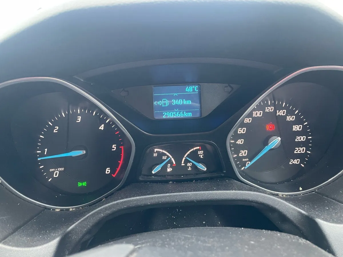 2012 ford focus 1.6 diesel - Image 4