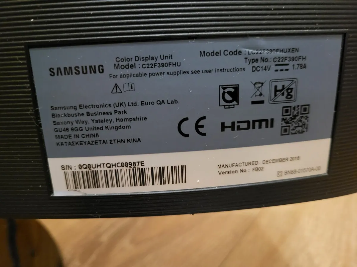 Samsung 22" LED monitor C22F390FHU - curved FullHD - Image 2