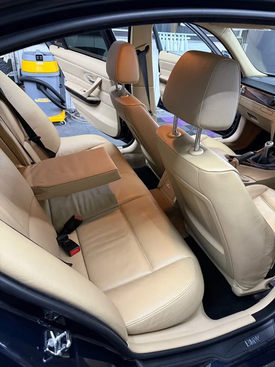 BMW E90 316i - Image 3