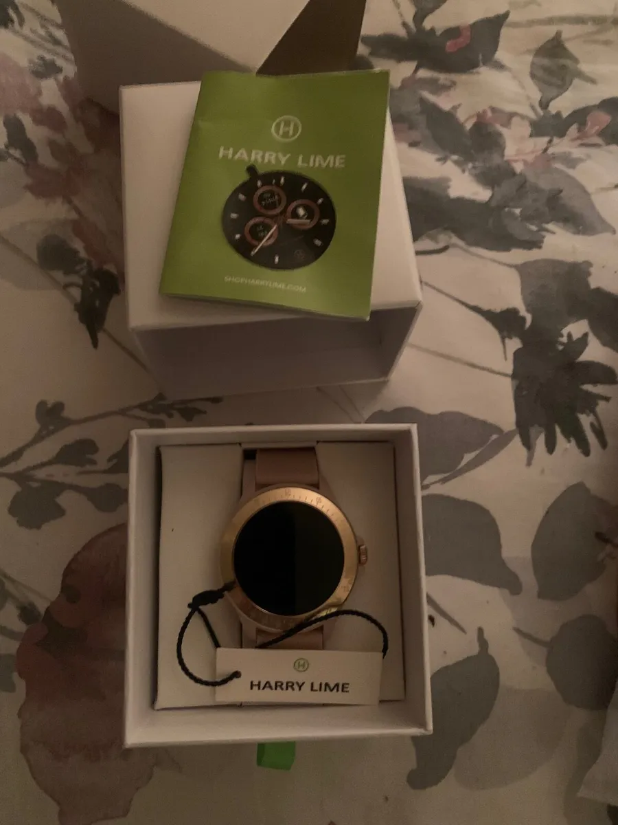 Smart watch - Image 1