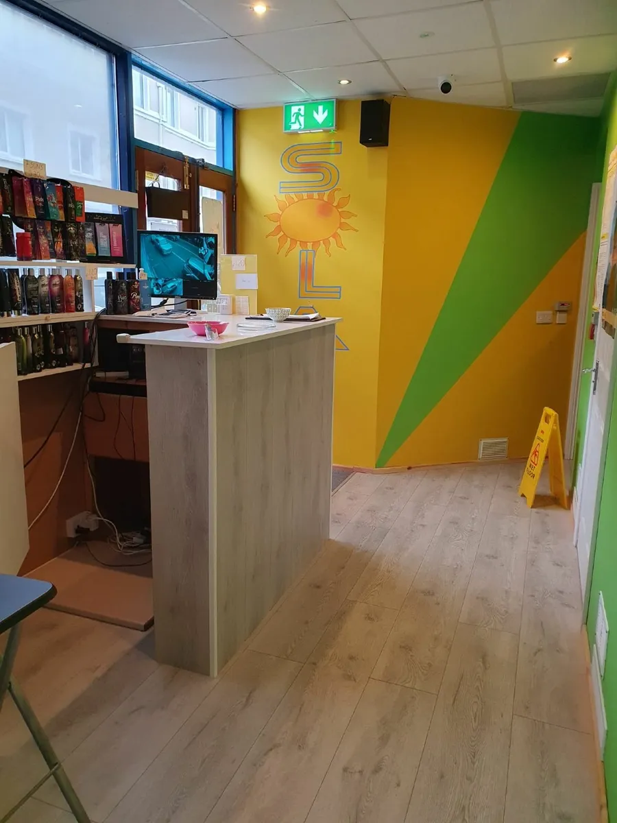 Tanning Salon for sale in Athlone - Image 3