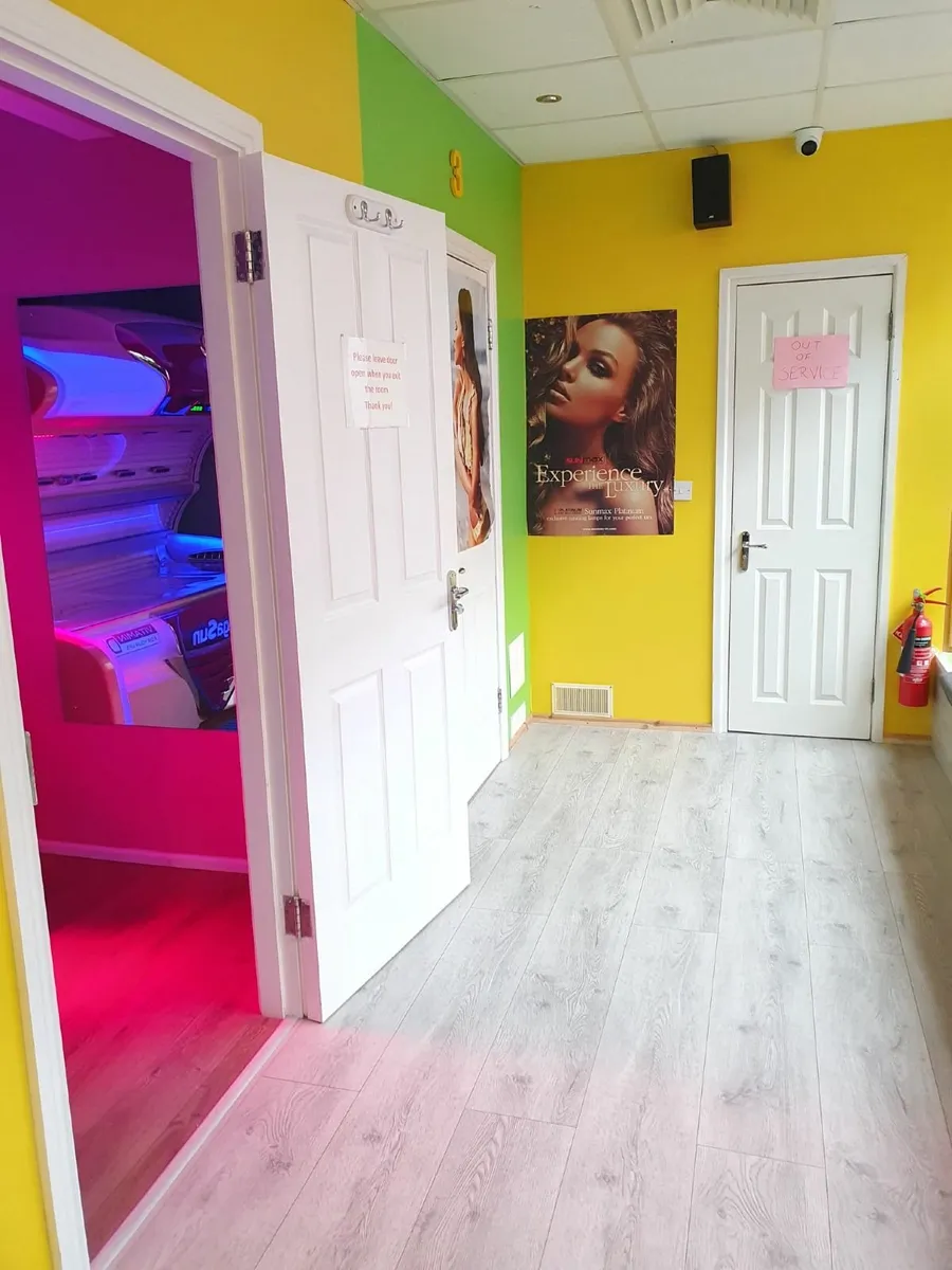 Tanning Salon for sale in Athlone - Image 4