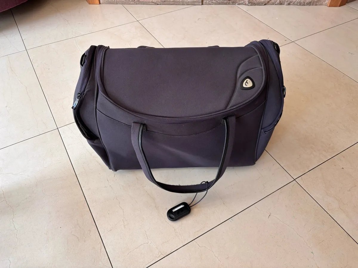 Travel bag - Image 1