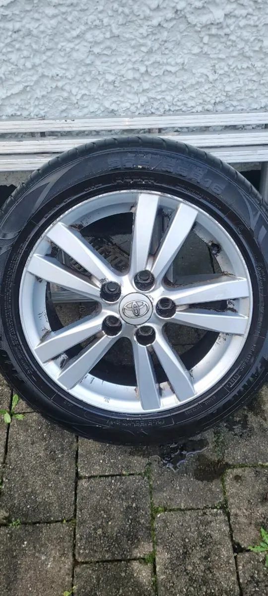 Toyota Avensis Alloys - Image 3