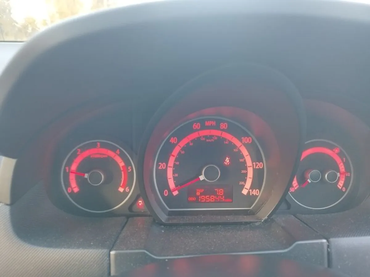 2010 Kia Ceed - Image 2