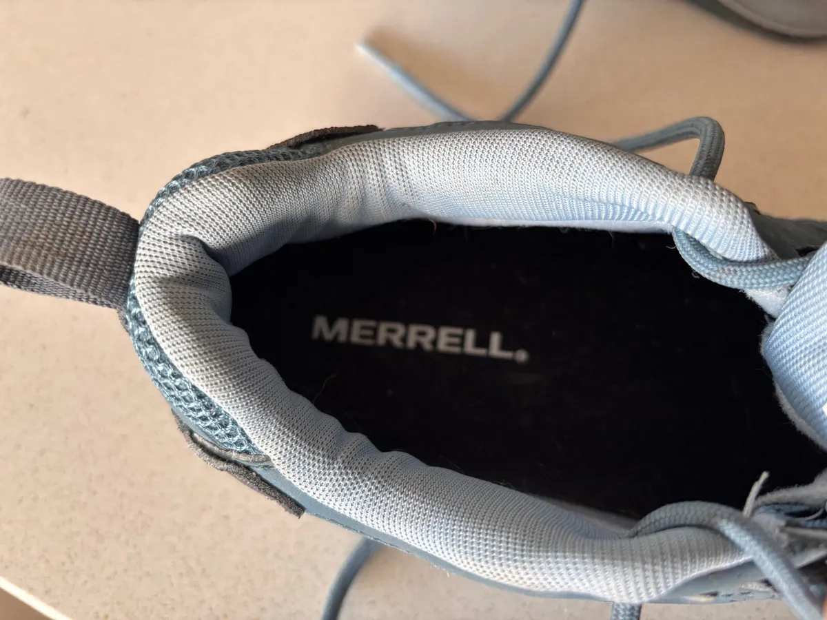 Merrell walking shoes - Image 3