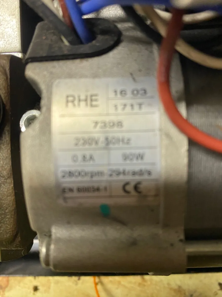 Oil burner for central heating - Image 2