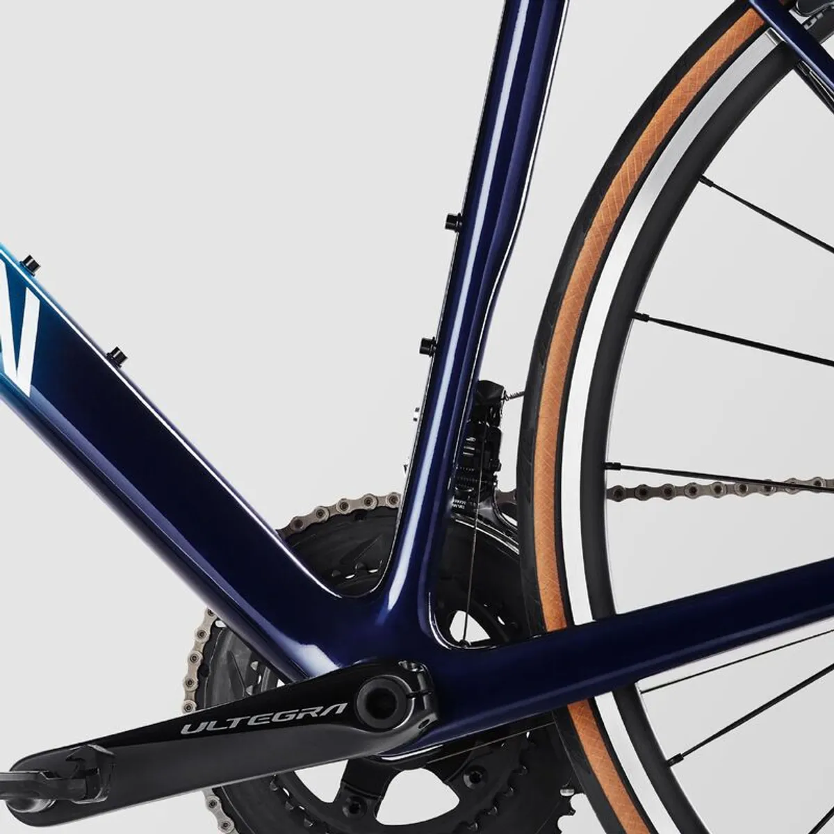 Canyon Endurace CF 8 - Image 3