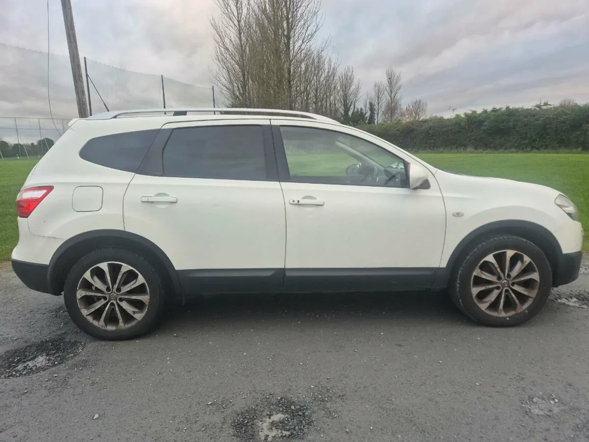 2013 NISSAN QASHQAI +2 - Image 1