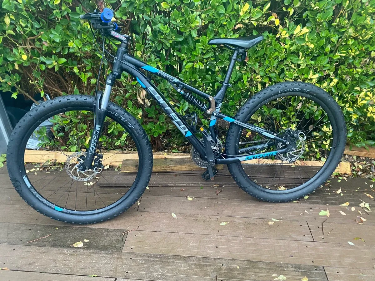 Carrera Detonate 27,5 inch wheels - Image 4