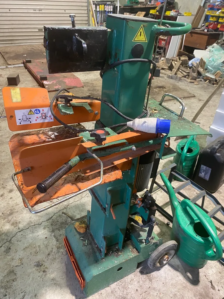 Log splitter - Image 3