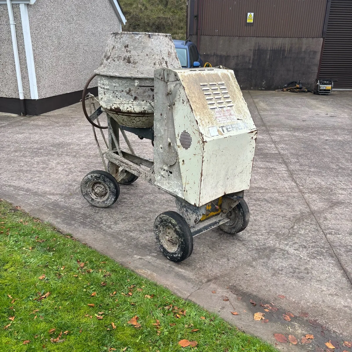 Terex cement mixer - Image 2