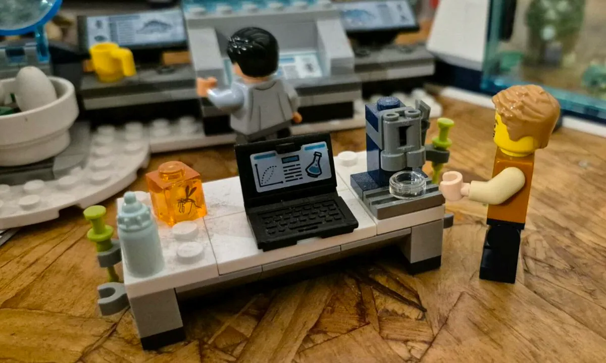 Lego Jurassic World - Image 2