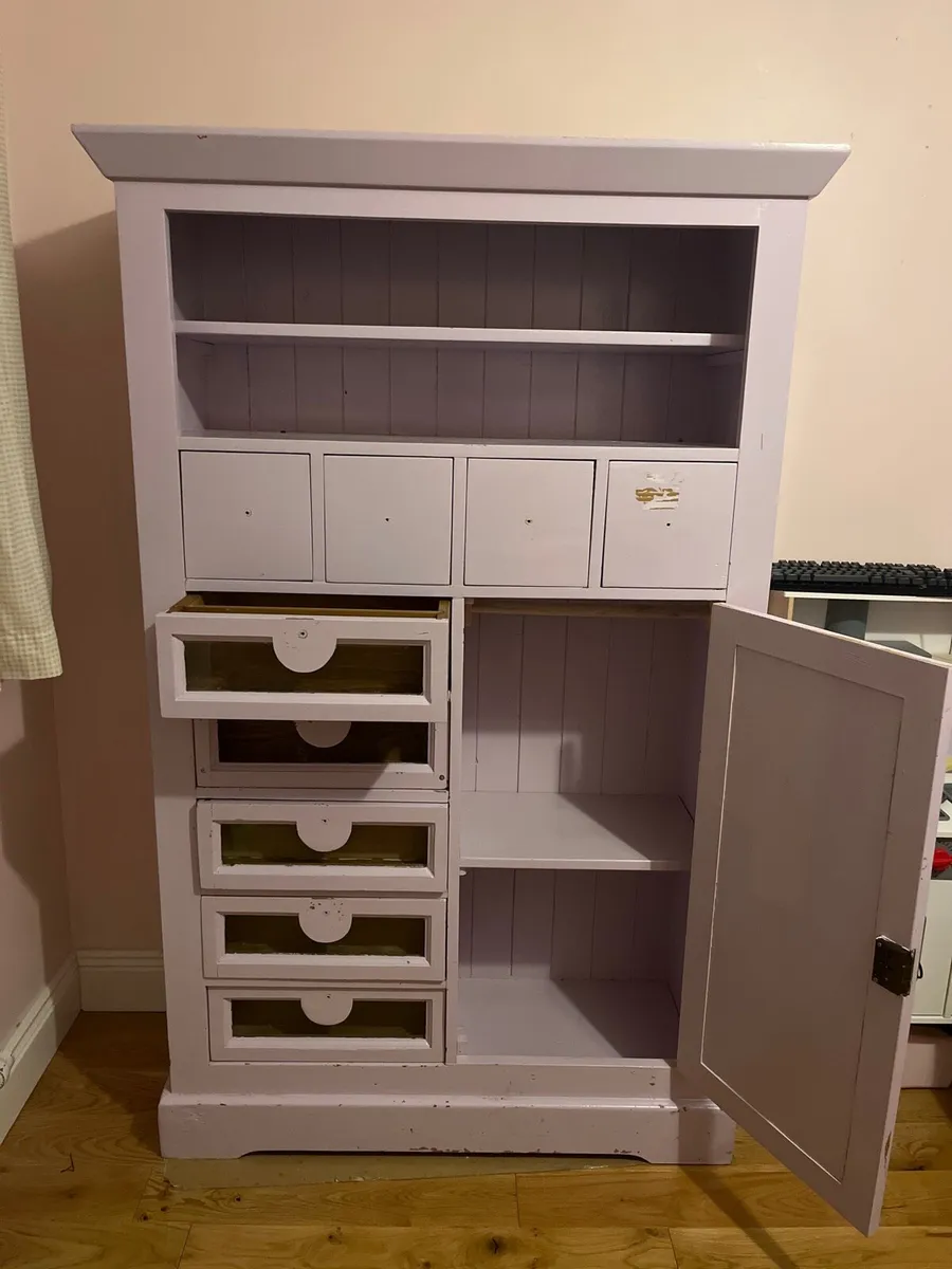 Vintage sideboard/dresser. - Image 1