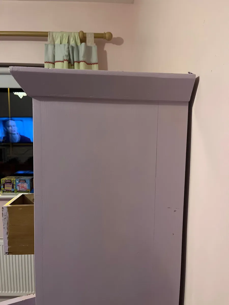 Vintage sideboard/dresser. - Image 3