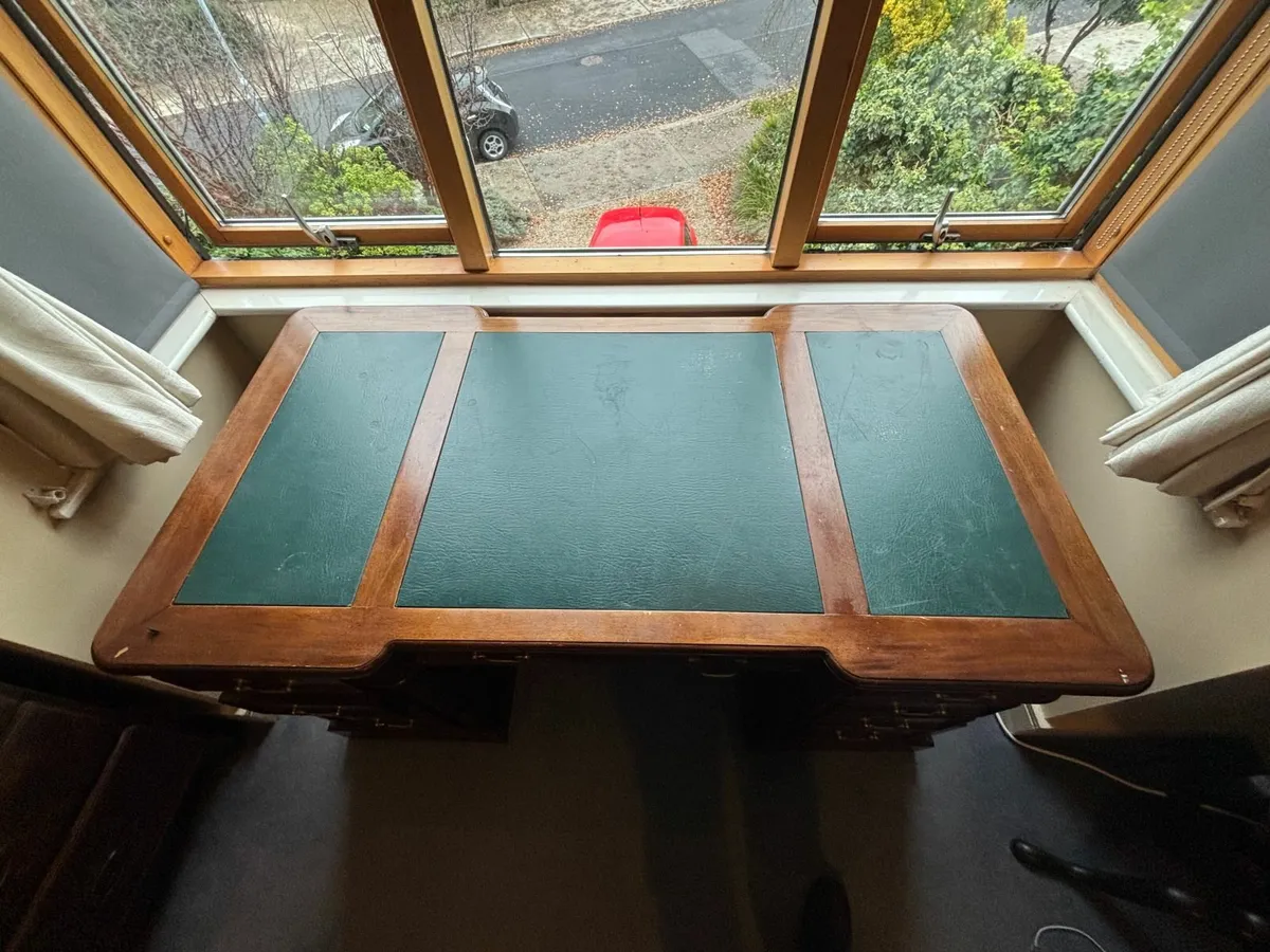 Leather topped Partners Desk - Image 1