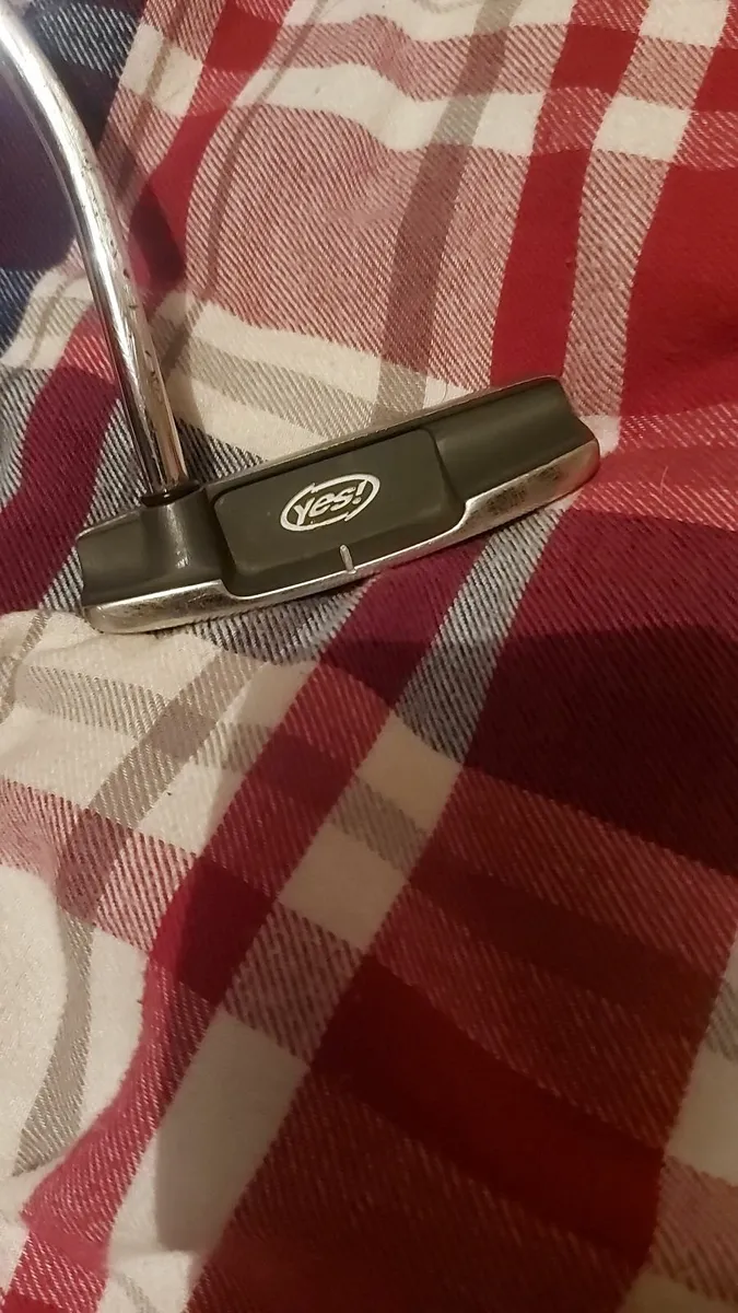 Yes putter - Image 1