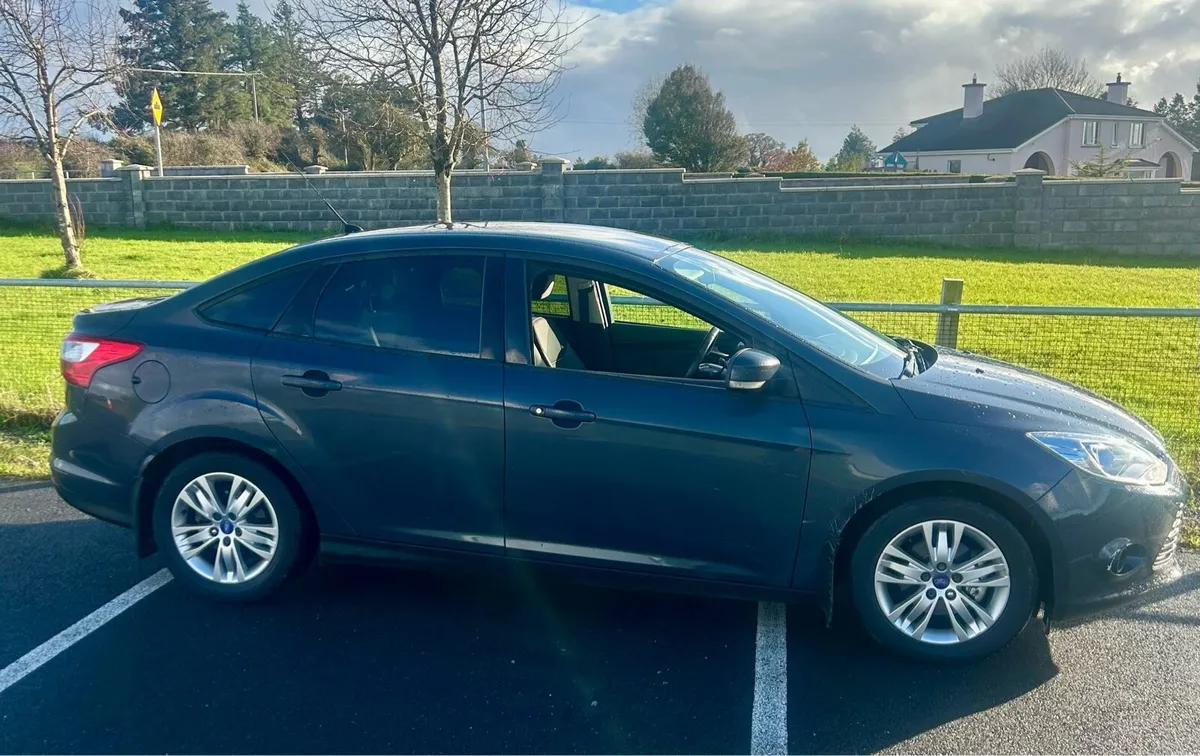 Ford Focus 2013 - Image 4