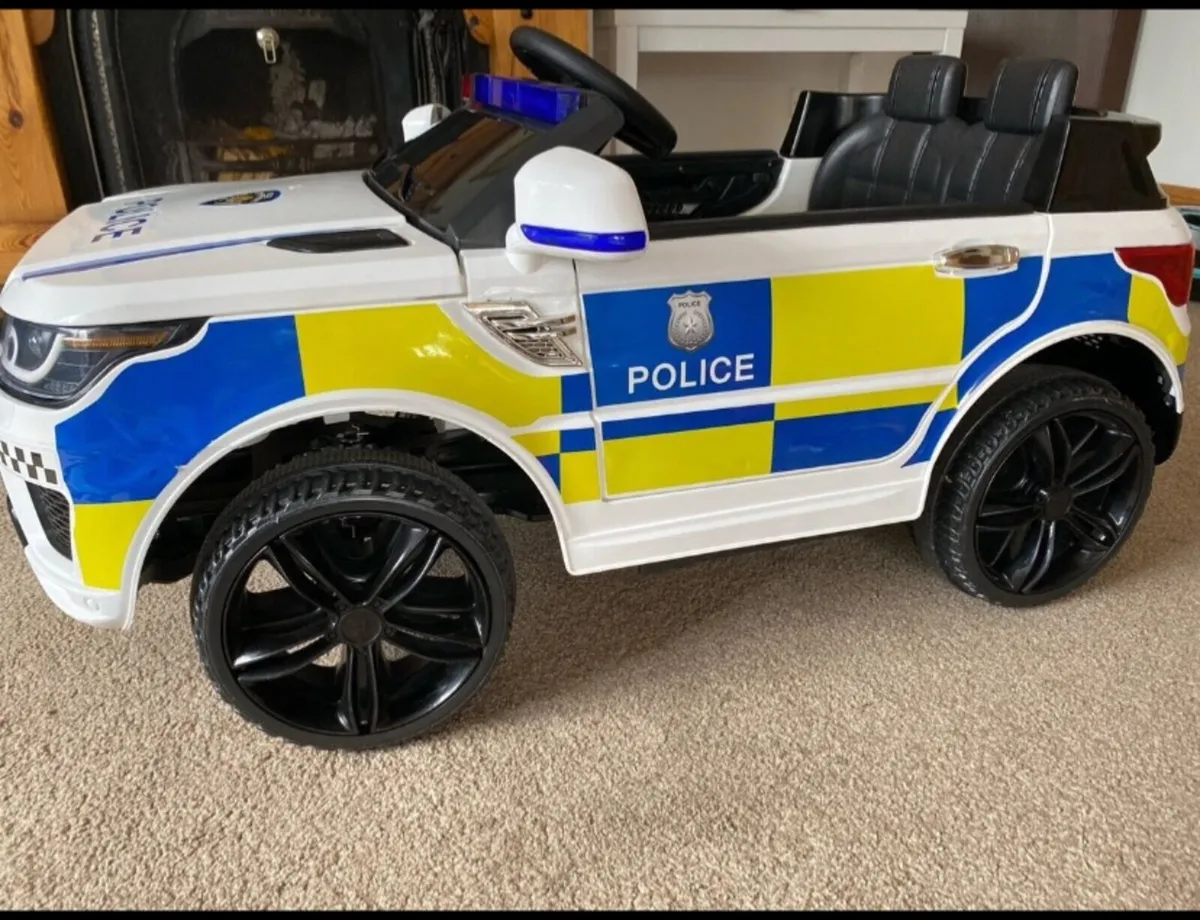 Police Car 12V - Image 1