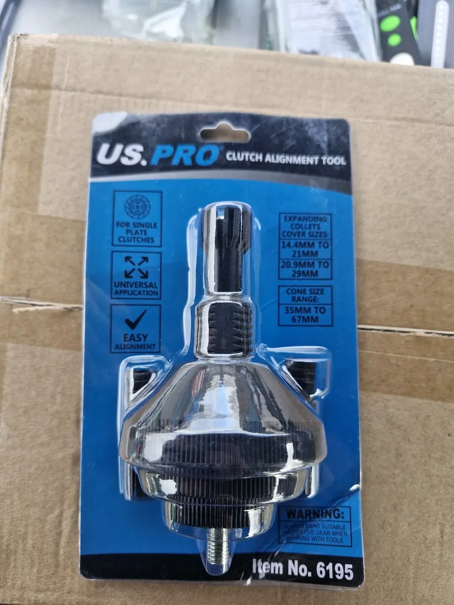 Clutch alignment tool