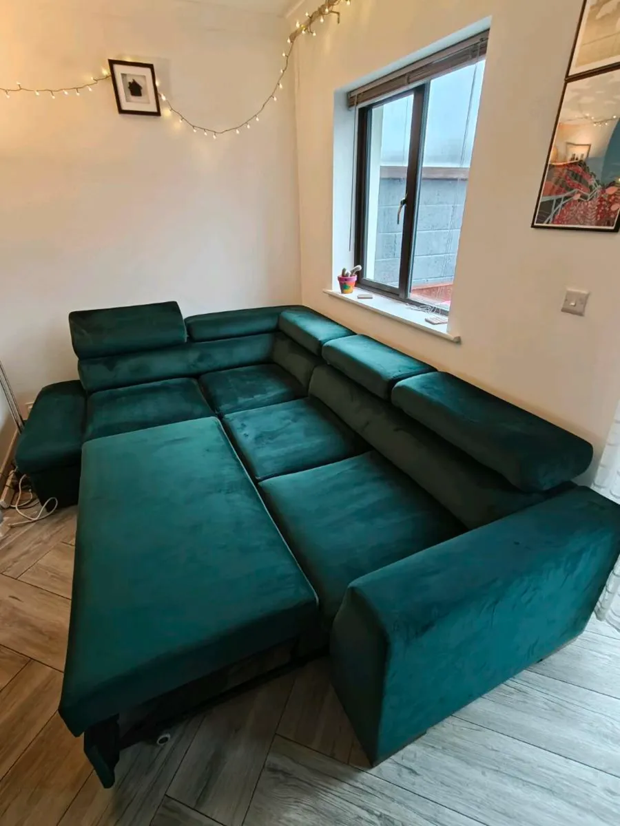 Corner sofa bed with storage - Image 3