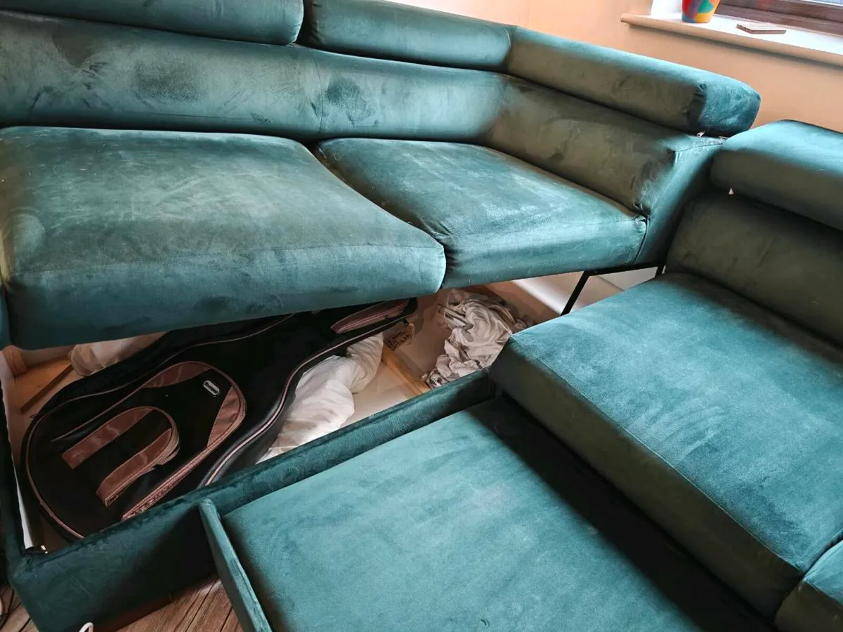 Corner sofa bed with storage - Image 4