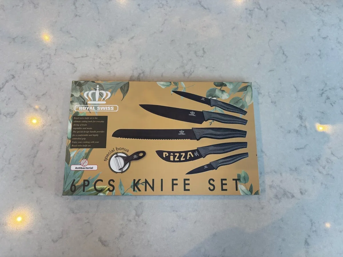 New in box Royal Swiss 6-piece knife set - Image 1