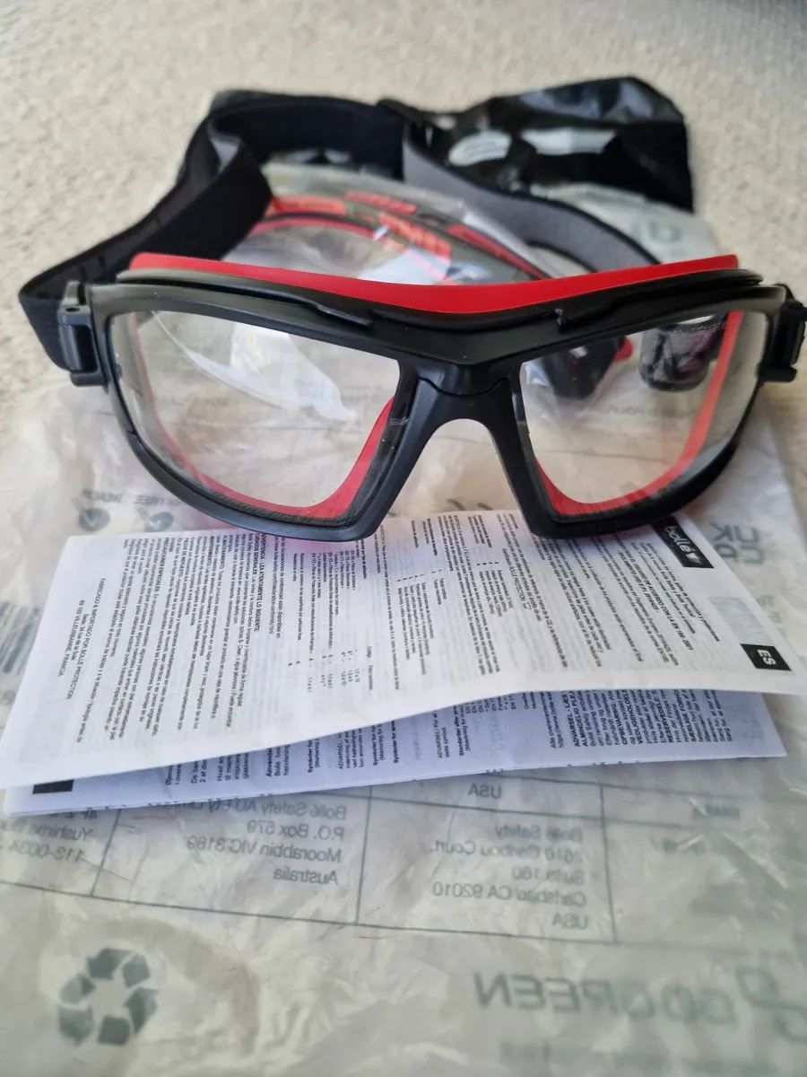 Bole ULTIM8 safety glasses - Image 4