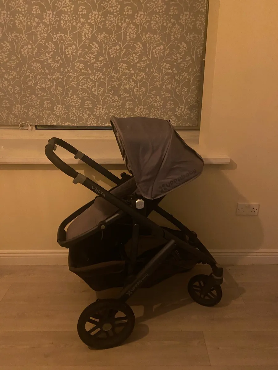 Uppababy with black frame - Image 2