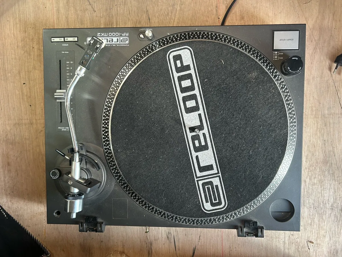 Behringer Mixer reloop vinyl - Image 3