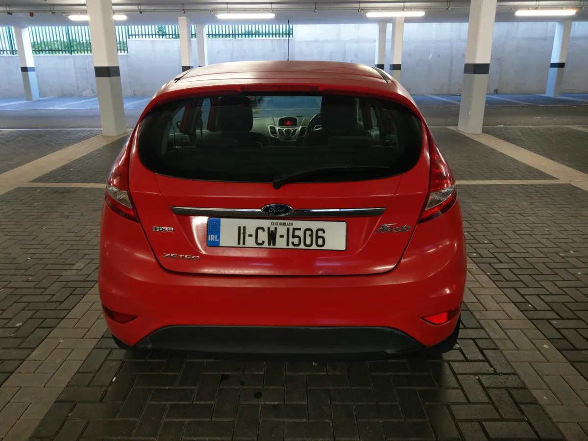 Ford Fiesta 2011 - Image 4