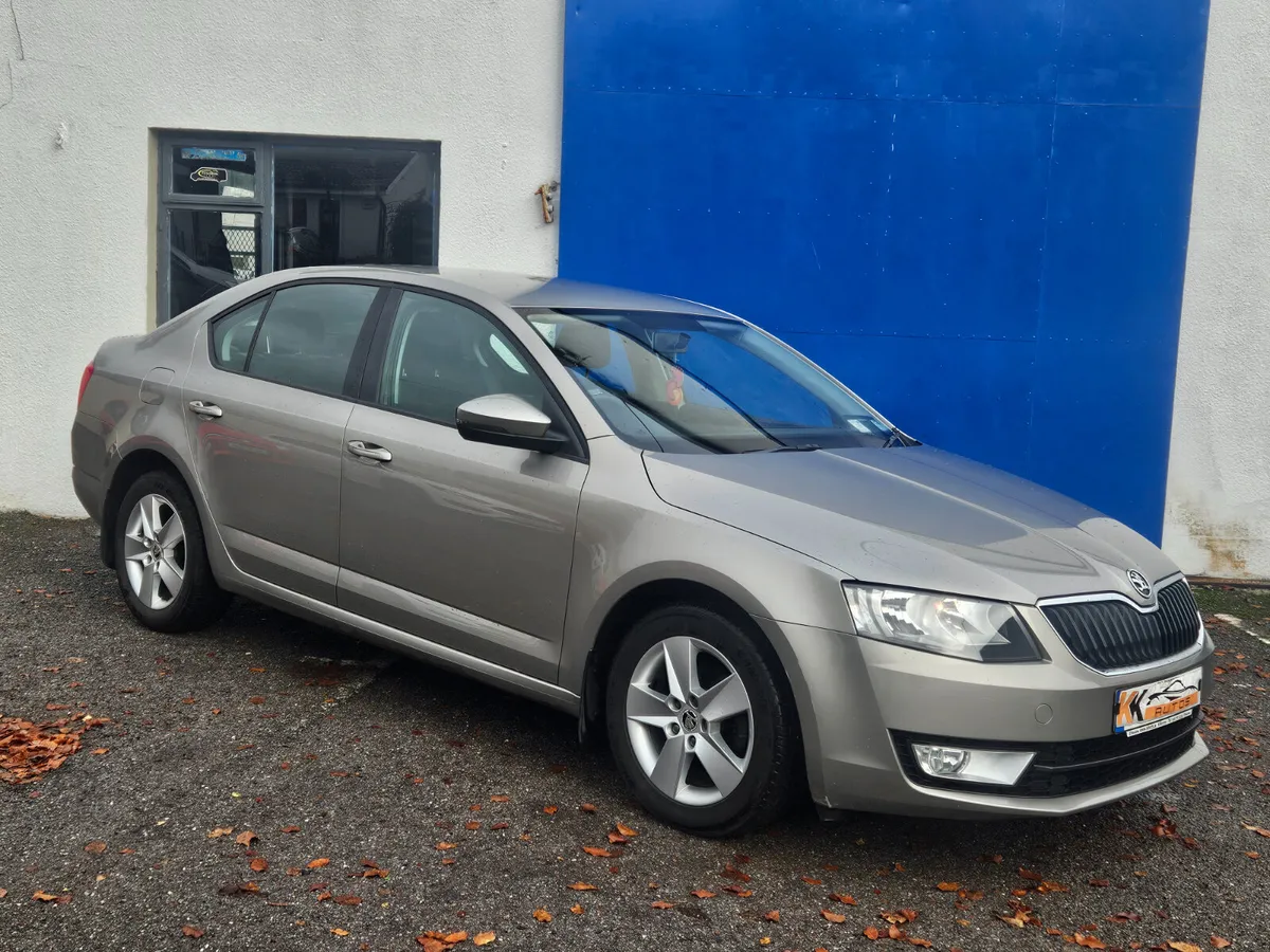 Skoda Octavia automatic - Image 3