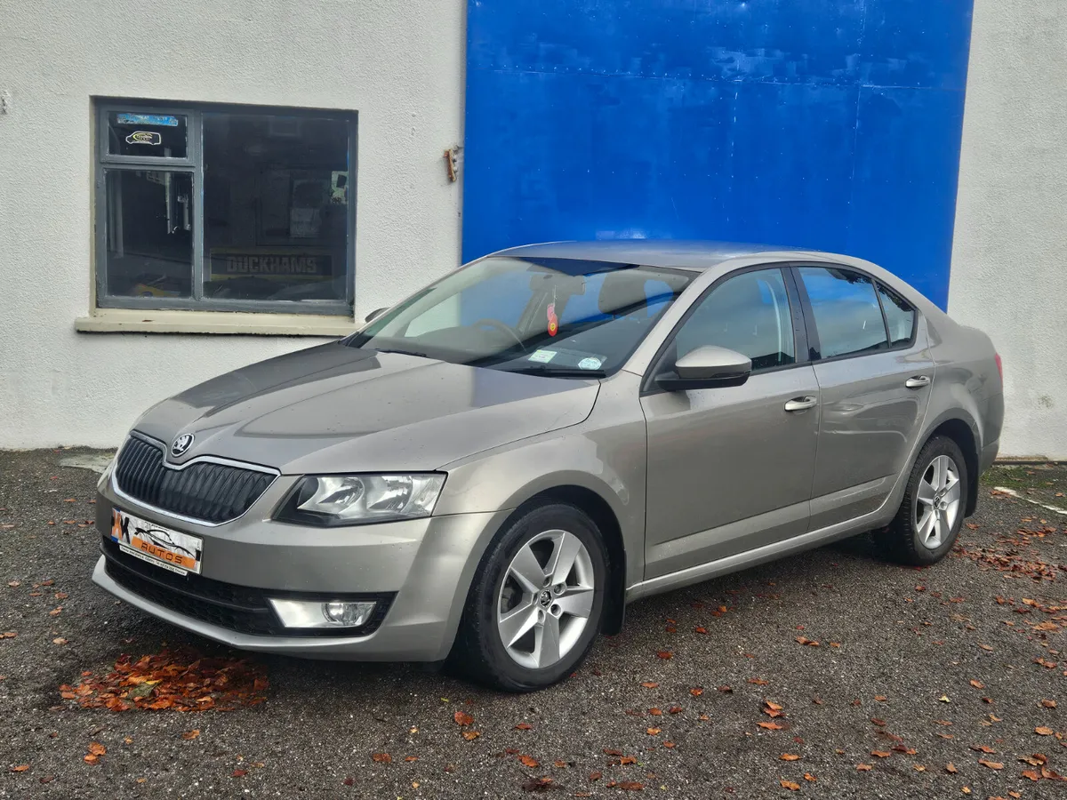Skoda Octavia automatic - Image 1
