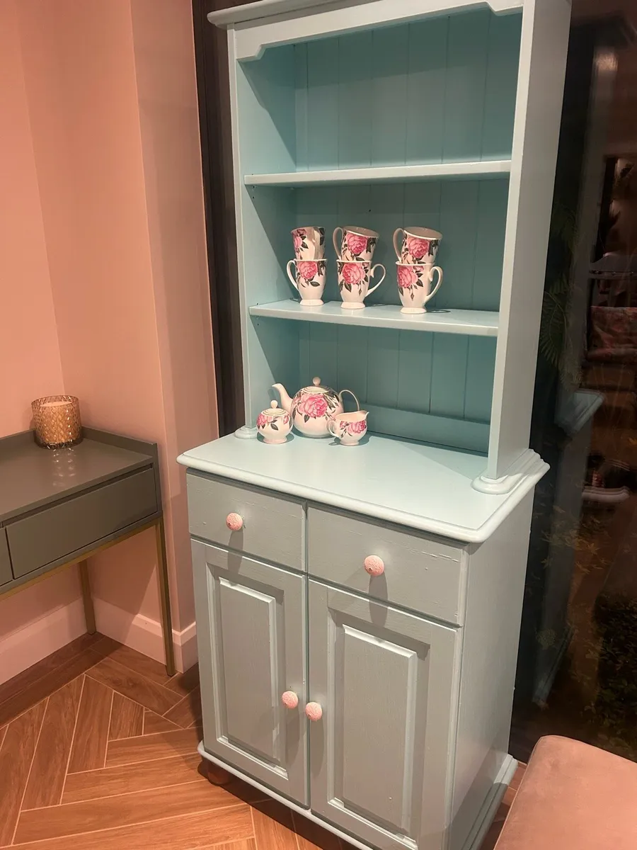 Vintage Kitchen dresser - Image 1