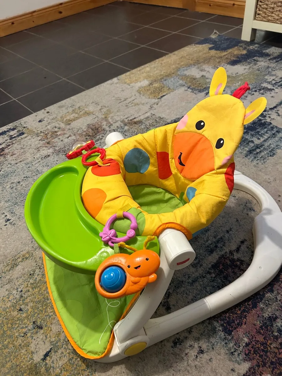 Fisher Price Sit Me Up Giraffe Chair - Image 1