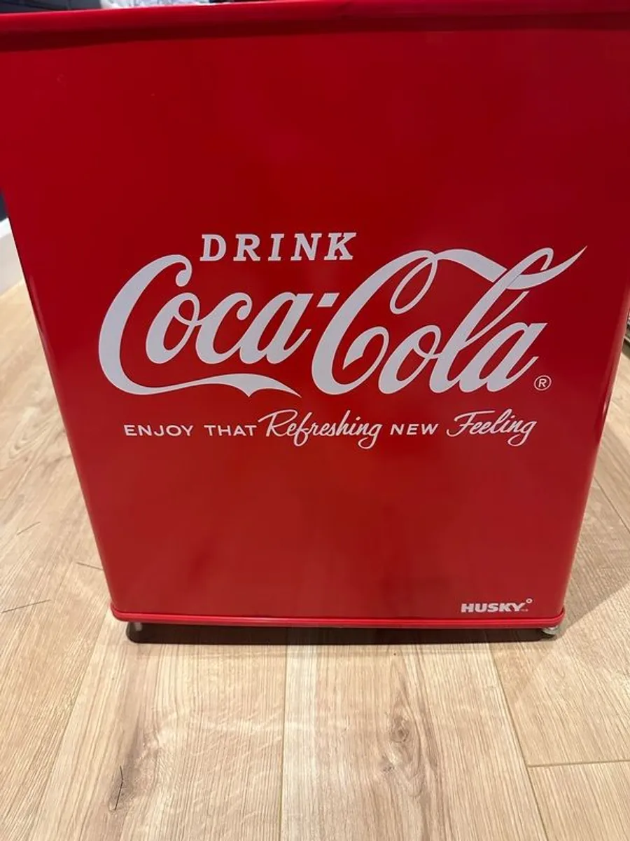 Mini Coca cola fridge - Image 2
