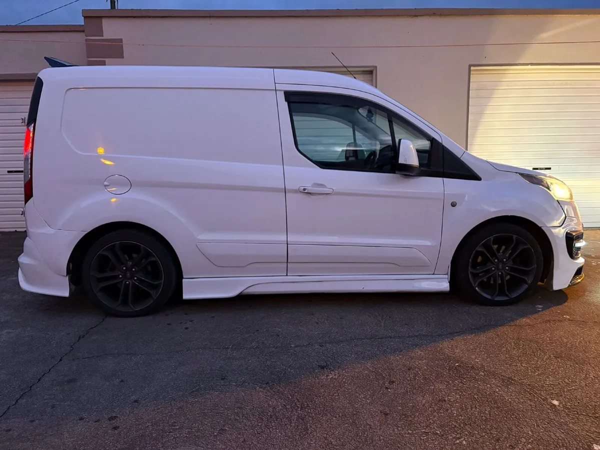 Ford Transit 2017 - Image 2