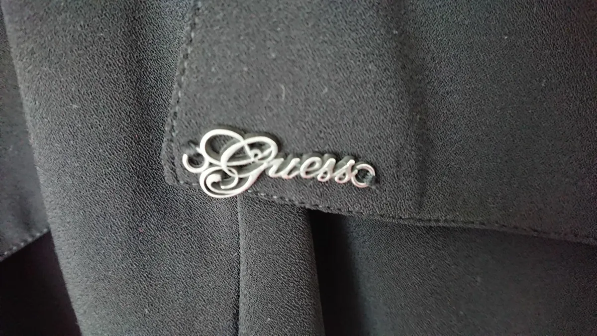 Genuine Guess jacket UK 12 - Image 3